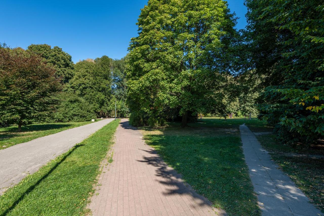 Batorego 220 - 450M Stacja Metra Pola Mokotowskie, 800M Biblioteka Narodowa - 20M Piekny Park Pola Mokotowskie - 800M Do Sgh - Wifi - Smart Tv - Good Apartments 바르샤바 외부 사진